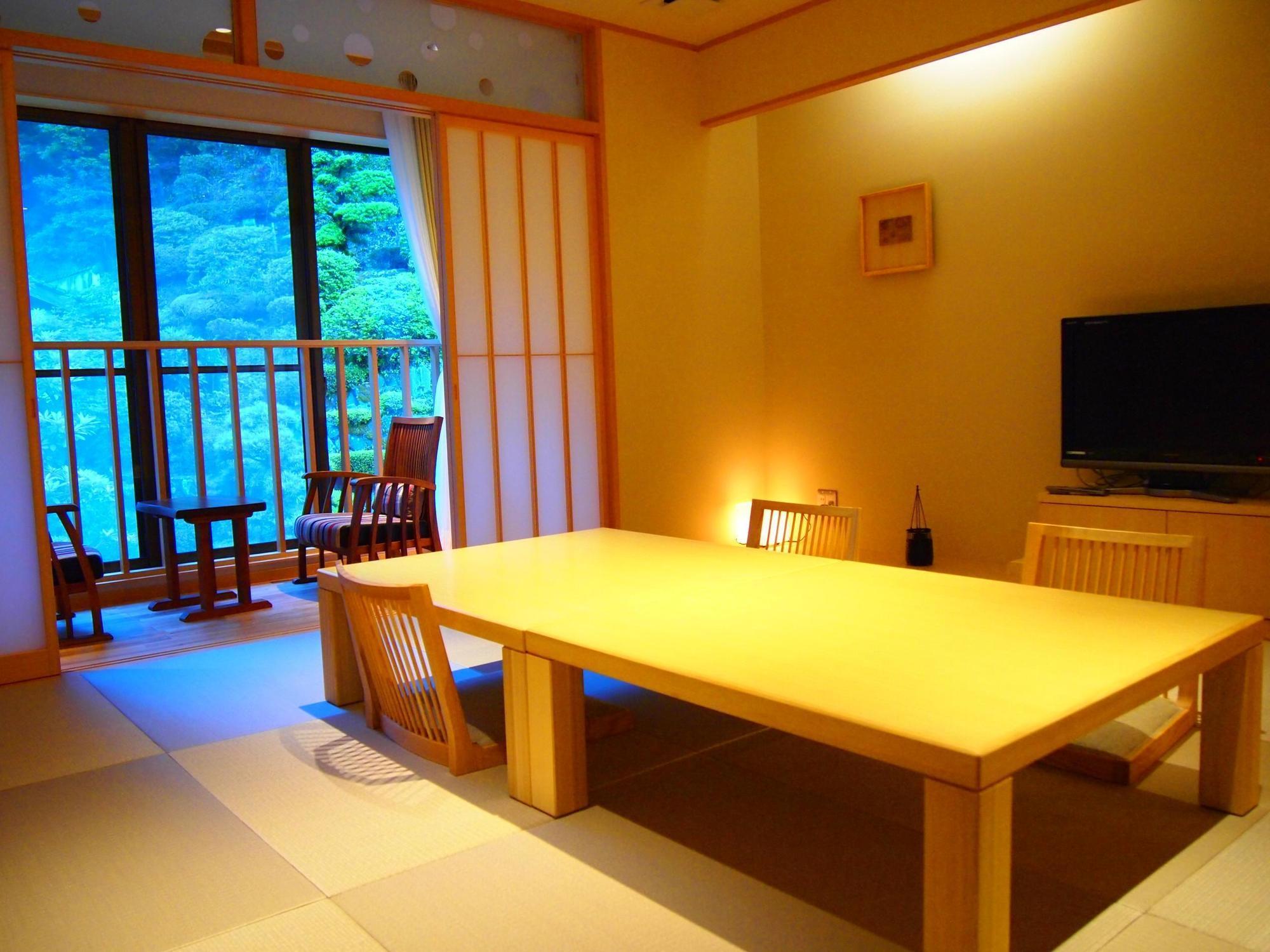 Yuraku Kinosaki & Gardens Ryokan